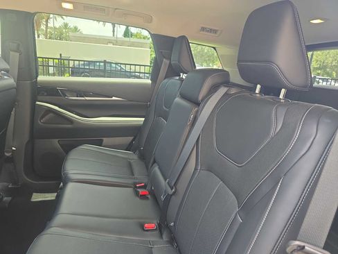 Used 2023 INFINITI QX60 Pure FWD image 14