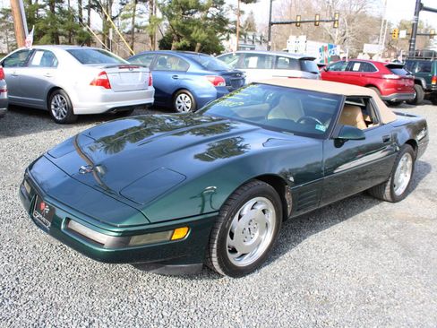 Used 1994 Chevrolet Corvette Convertible image 2