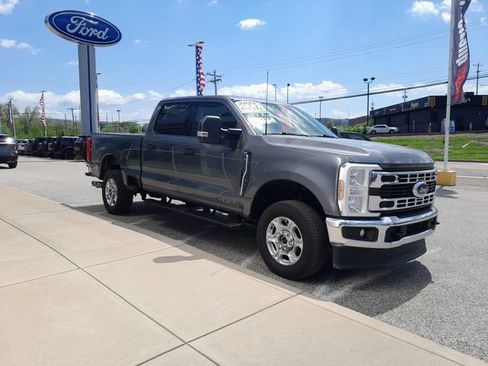 Used 2026 Ford F250 XLT AWD/4WD image 2