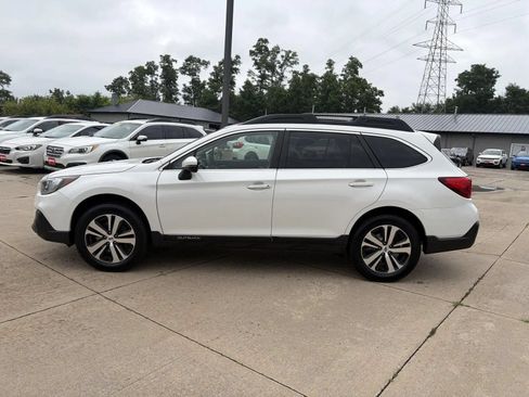 Used 2019 Subaru Outback 2.5i Limited AWD/4WD image 5