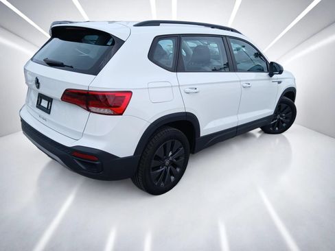Used 2024 Volkswagen Taos S FWD image 4