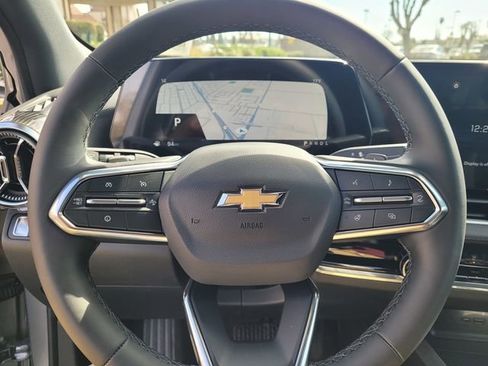 New 2026 Chevrolet Equinox LT image 12