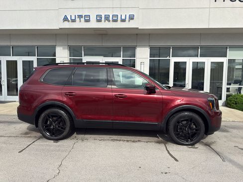 Used 2024 Kia Telluride SX Prestige X-Line AWD/4WD image 2