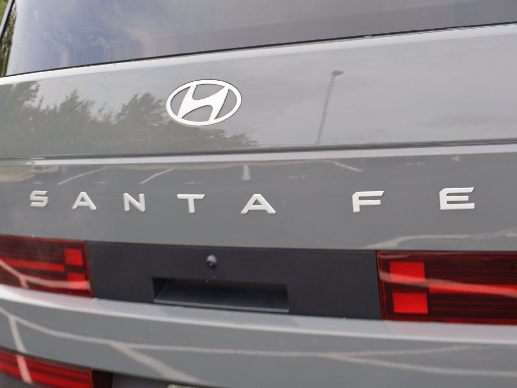 Used 2026 Hyundai Santa Fe SEL AWD/4WD image 38