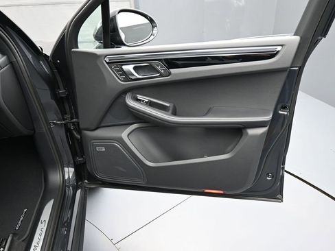 New 2026 Porsche Macan S AWD/4WD image 29
