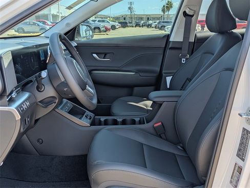 New 2026 Hyundai Kona SEL Premium image 11