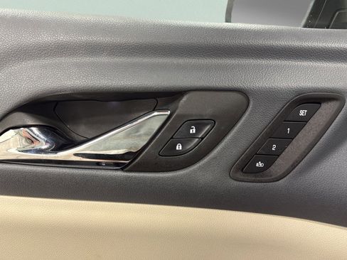 Used 2023 GMC Acadia Denali w/ Denali Ultimate Package image 16