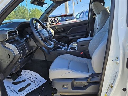 New 2025 Toyota Tacoma SR5 image 5