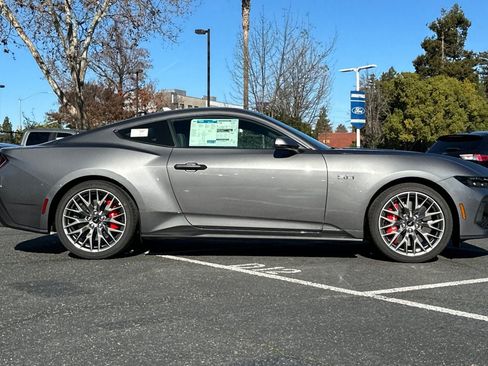 New 2026 Ford Mustang GT Premium RWD image 4