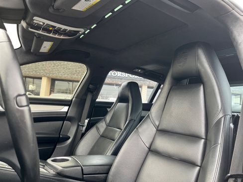 Used 2014 Porsche Panamera Turbo Executive image 24