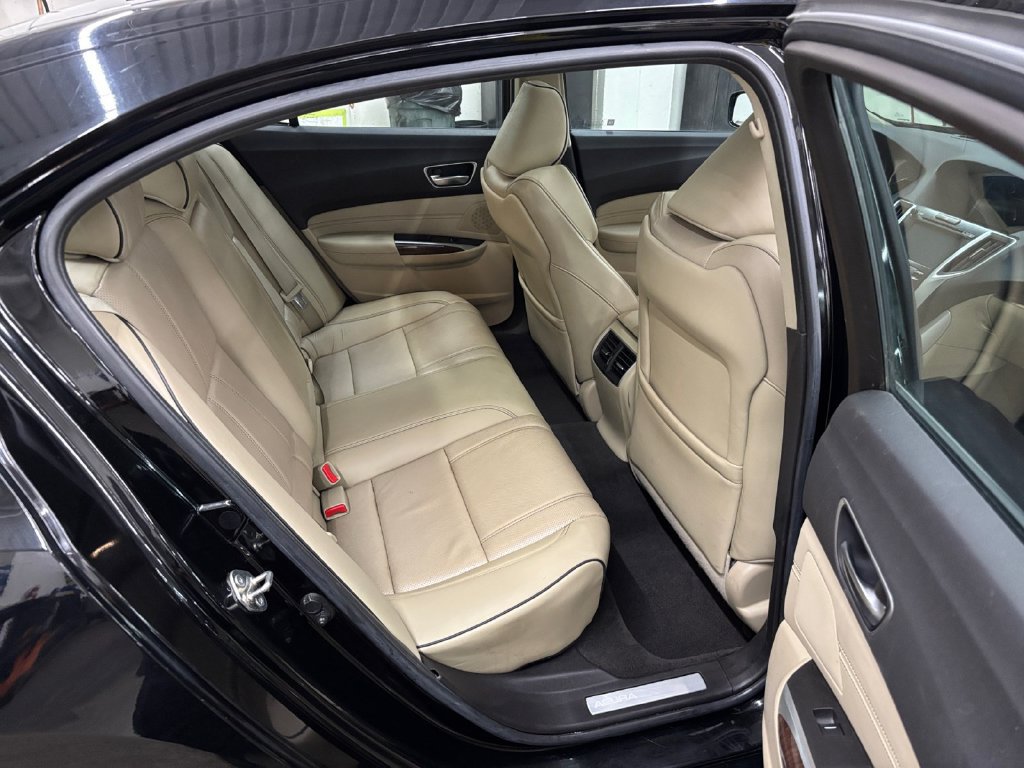 Used 2019 Acura TLX w/ Technology Package AWD/4WD image 17