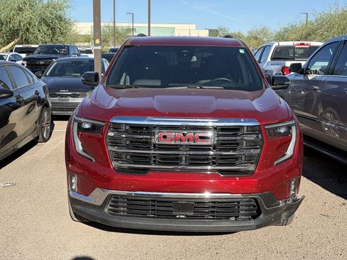 Used 2024 GMC Acadia Elevation FWD image 6