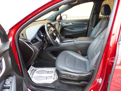 Used 2022 Buick Enclave Essence w/ Sport Touring Edition AWD/4WD image 20