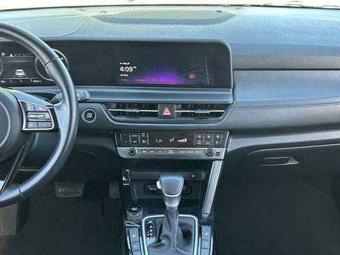 Used 2024 Kia Seltos EX FWD image 18