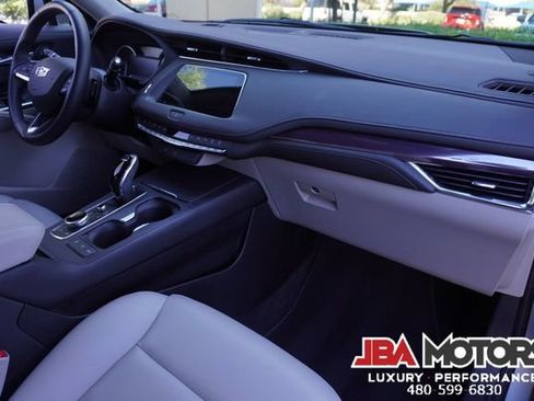 Used 2023 Cadillac XT4 Luxury FWD image 89