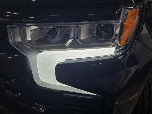 Used 2024 Chevrolet Silverado 1500 RST w/ Protection Package AWD/4WD image 32