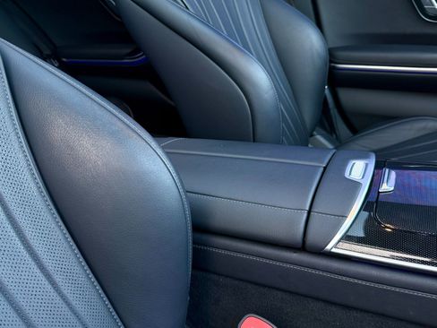 Used 2023 Mercedes-Benz S 500 4MATIC image 37