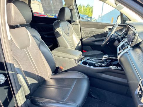 Used 2023 Kia Sorento SX AWD/4WD image 28