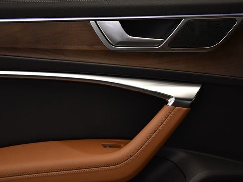 Used 2025 Audi A6 Premium Plus image 42