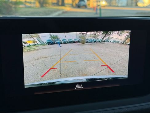 Used 2025 Buick Envista Sport Touring image 17