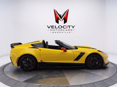 Used 2018 Chevrolet Corvette Z06 RWD image 15