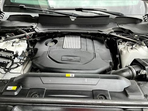 Used 2020 Land Rover Range Rover Sport SE AWD/4WD image 31