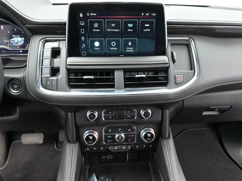 Used 2023 GMC Yukon AT4 w/ AT4 Premium Plus Package image 24