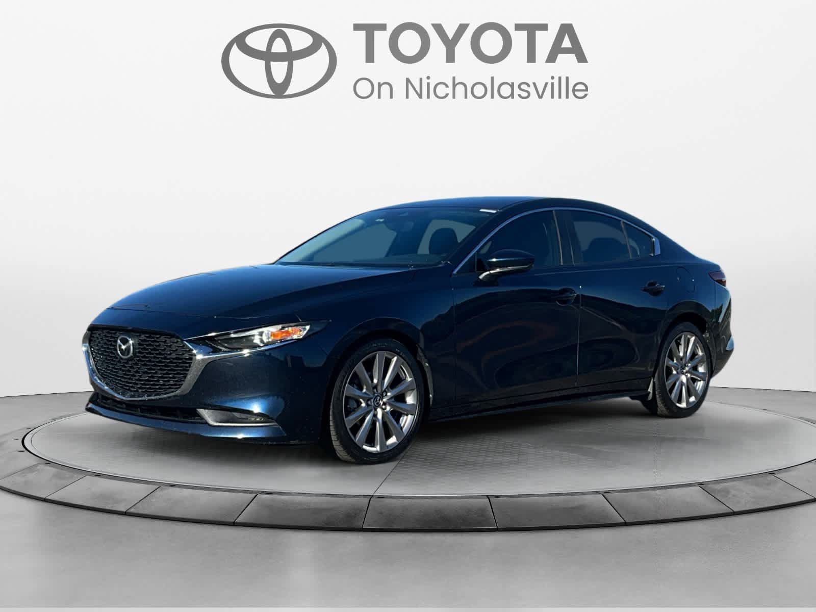 Used 2020 MAZDA MAZDA3 Sedan w/ Select Package FWD image 1