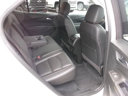 Used 2021 Chevrolet Equinox Premier FWD image 13