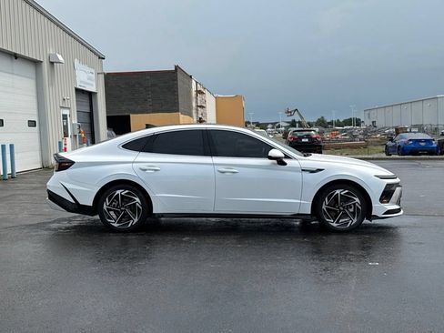 Used 2025 Hyundai Sonata SEL FWD image 5