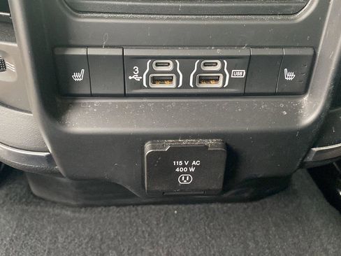 Used 2019 RAM 2500 Laramie image 11