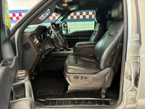 Used 2015 Ford F350 Platinum w/ FX4 Off-Road Package AWD/4WD image 9