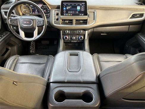 Used 2021 GMC Yukon XL SLT image 24