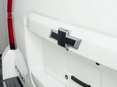 Used 2017 Chevrolet Tahoe Premier image 40