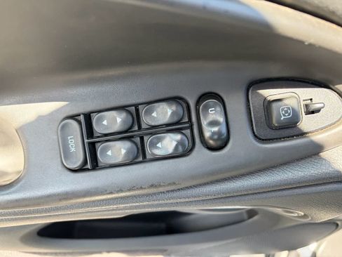 Used 2002 Ford Mustang GT RWD image 18