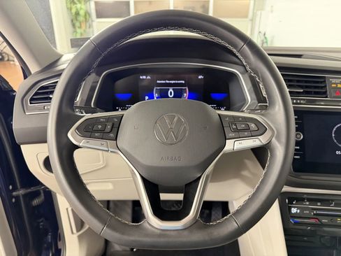 Used 2023 Volkswagen Tiguan SE w/ Panoramic Sunroof Package AWD/4WD image 20