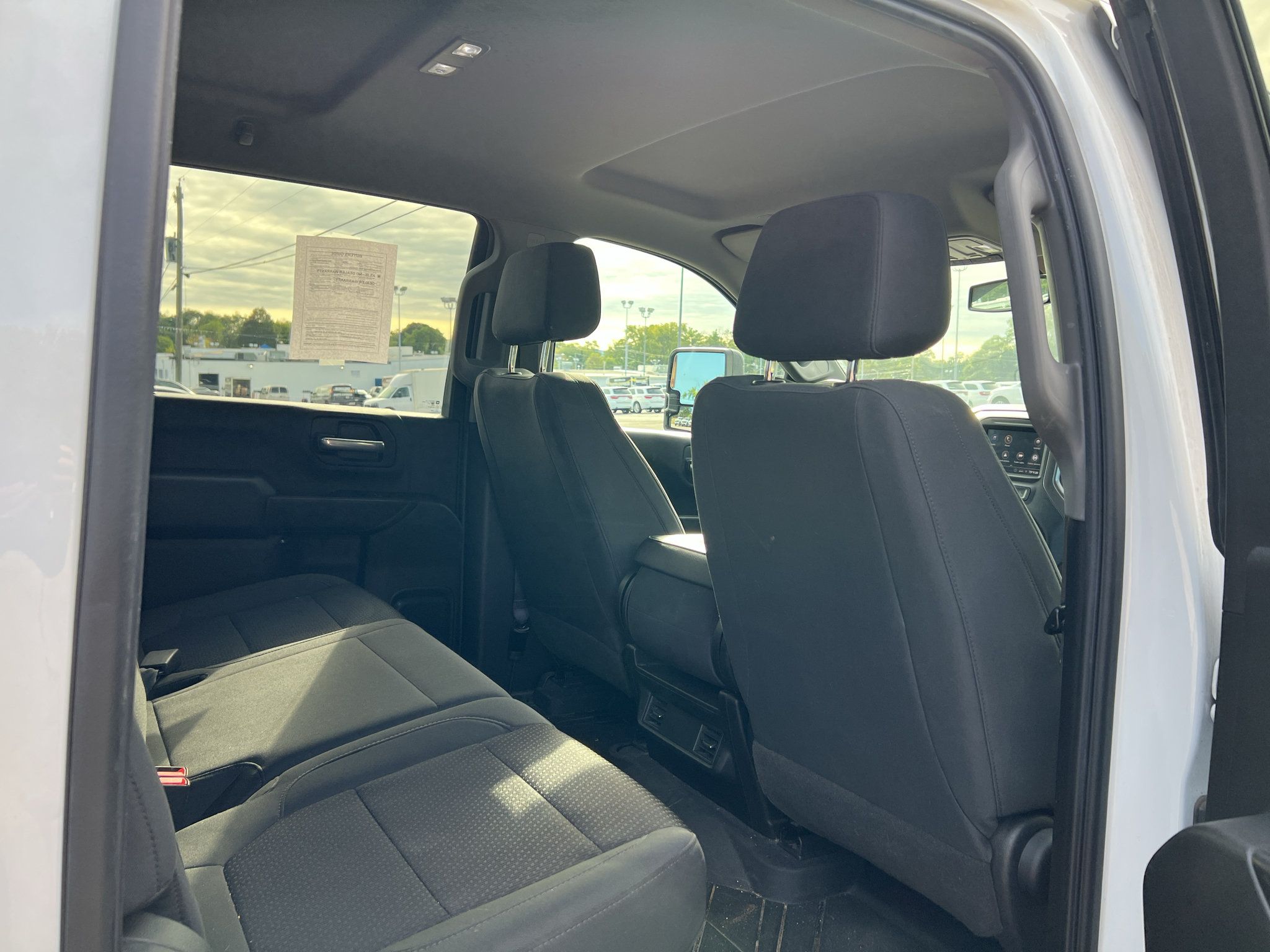 Used 2021 Chevrolet Silverado 2500 Custom w/ Custom Value Package AWD/4WD image 10
