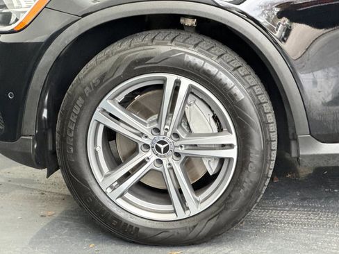 Used 2021 Mercedes-Benz GLC 300 image 24