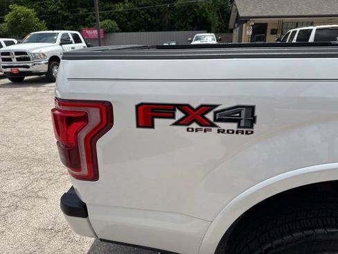 Used 2015 Ford F150 Platinum w/ Equipment Group 701A Luxury AWD/4WD image 24