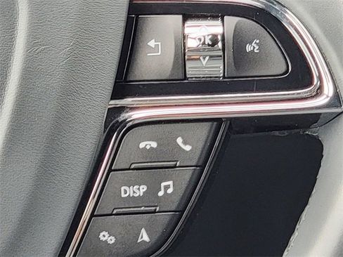 Certified 2023 Lincoln Nautilus Reserve image 34