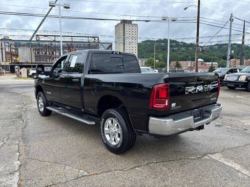 Used 2026 RAM 2500 Big Horn AWD/4WD image 3