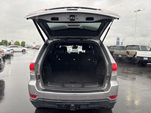Used 2018 Jeep Grand Cherokee Limited AWD/4WD image 24