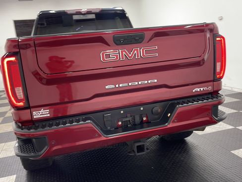 Used 2020 GMC Sierra 2500 AT4 w/ AT4 Premium Package AWD/4WD image 17