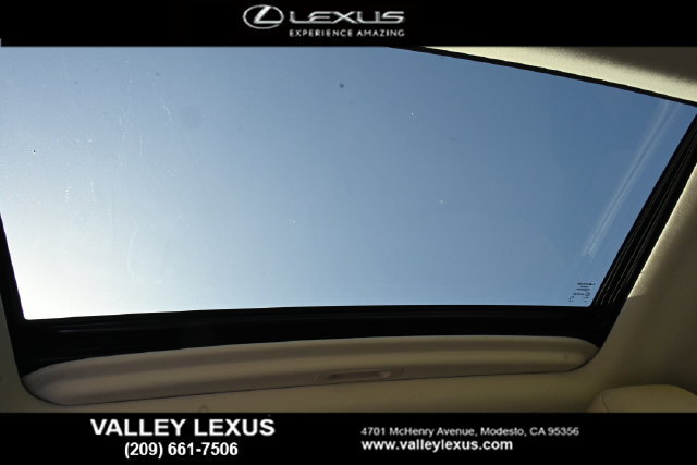 Used 2022 Lexus RX 450h AWD w/ Premium Package image 7