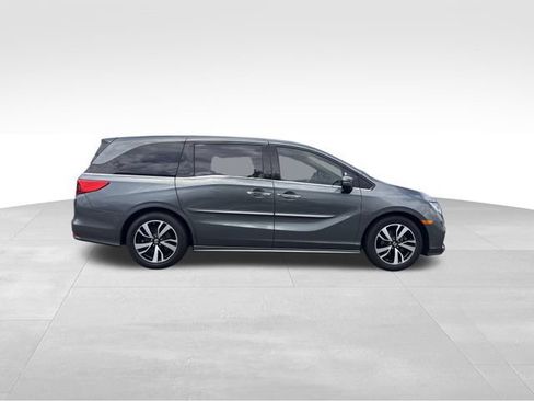 Used 2018 Honda Odyssey Elite image 6