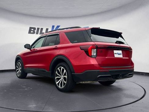 Certified 2025 Ford Explorer ST-Line RWD image 3