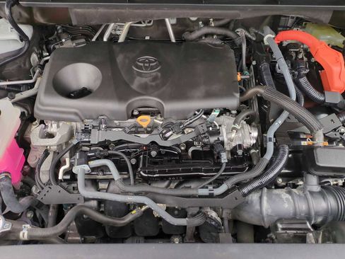 Used 2022 Toyota Highlander XLE image 15