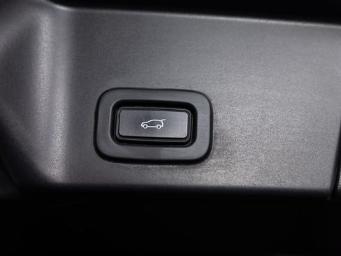 Used 2020 Land Rover Range Rover Evoque SE AWD/4WD image 21