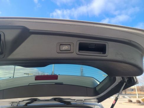 Used 2016 Subaru Forester 2.5i Limited w/ Popular Package #2 image 8