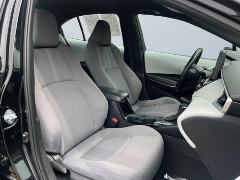 Used 2024 Toyota Corolla SE FWD image 16